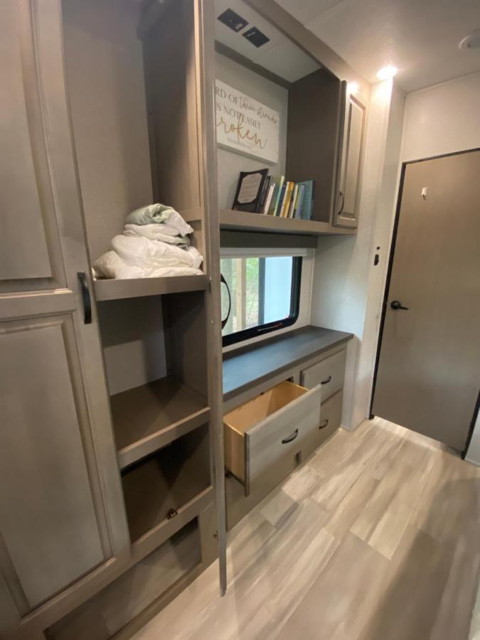 Cozy Rv Experience W/Pool+Spa Near Lake Conroe Willis Dış mekan fotoğraf